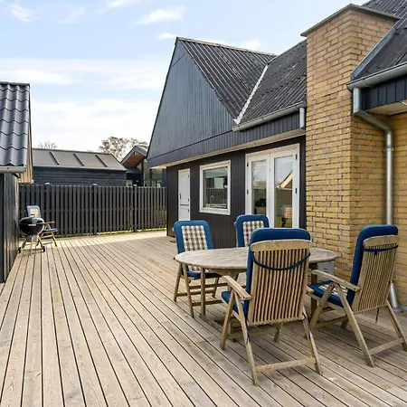 Two-bedroom In בית נופש *