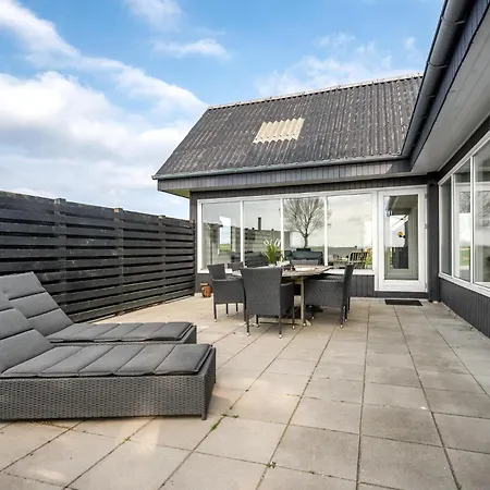 Two-bedroom In * Hesselager