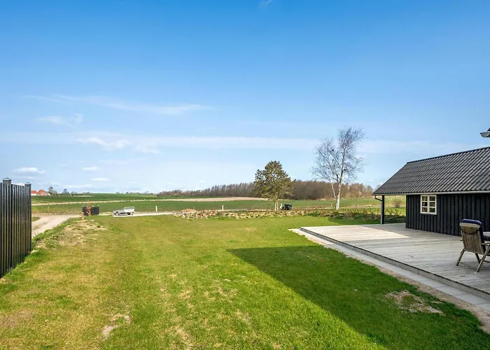 Two-bedroom In Vakantiehuis Hesselager