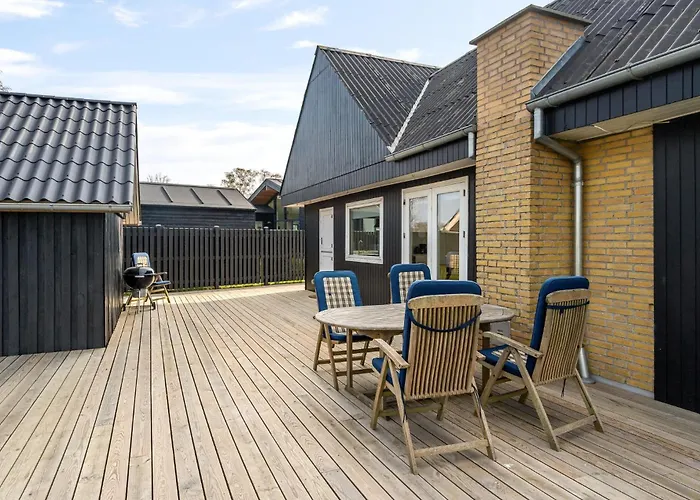 Two-bedroom In Vakantiehuis *